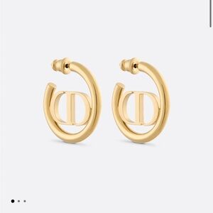 Dior 30 montaigne earrings